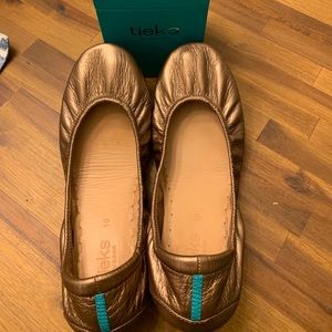 Metallic Bronze Tieks